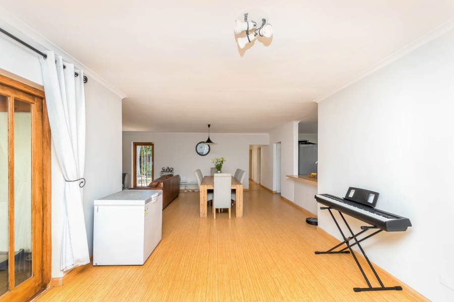 4 Bedroom Property for Sale in Heathfield Western Cape